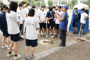 マンホールトイレ。