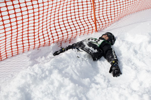 埋まってみたり。