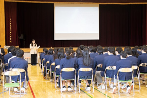 警視庁担当者より。
